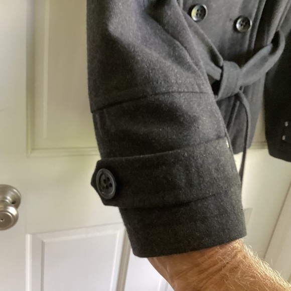 Grane Women’s Gray Hooded Pea Coat With Belt.  Size M - Picture 4 of 9